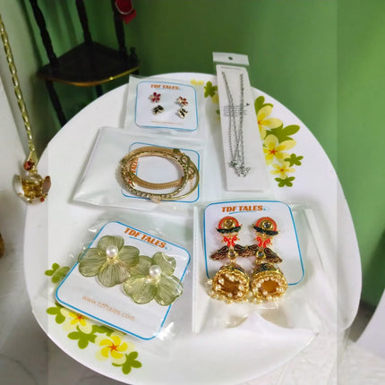 TDF Elegant Blossom Combo Set for Rakhi