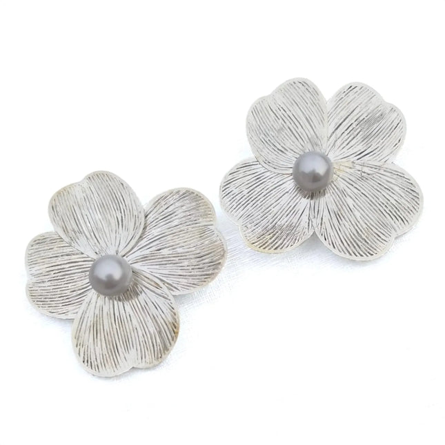 Korean silver flower pearl earrings for women – elegant floral stud jewelry